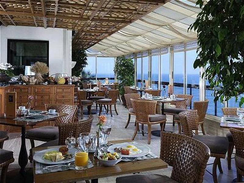 Intercontinental Le Vendome Beirut Hotel Buitenkant foto