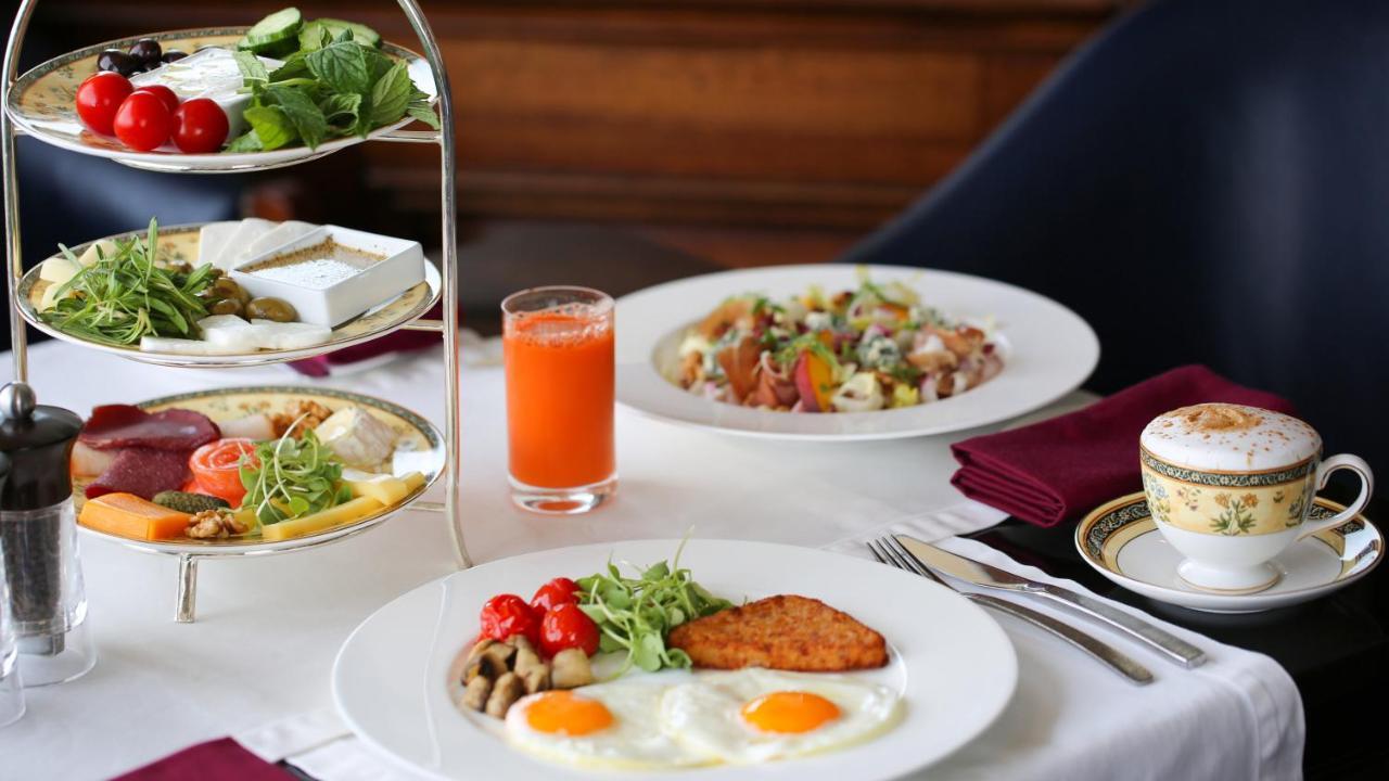 Intercontinental Le Vendome Beirut Hotel Buitenkant foto