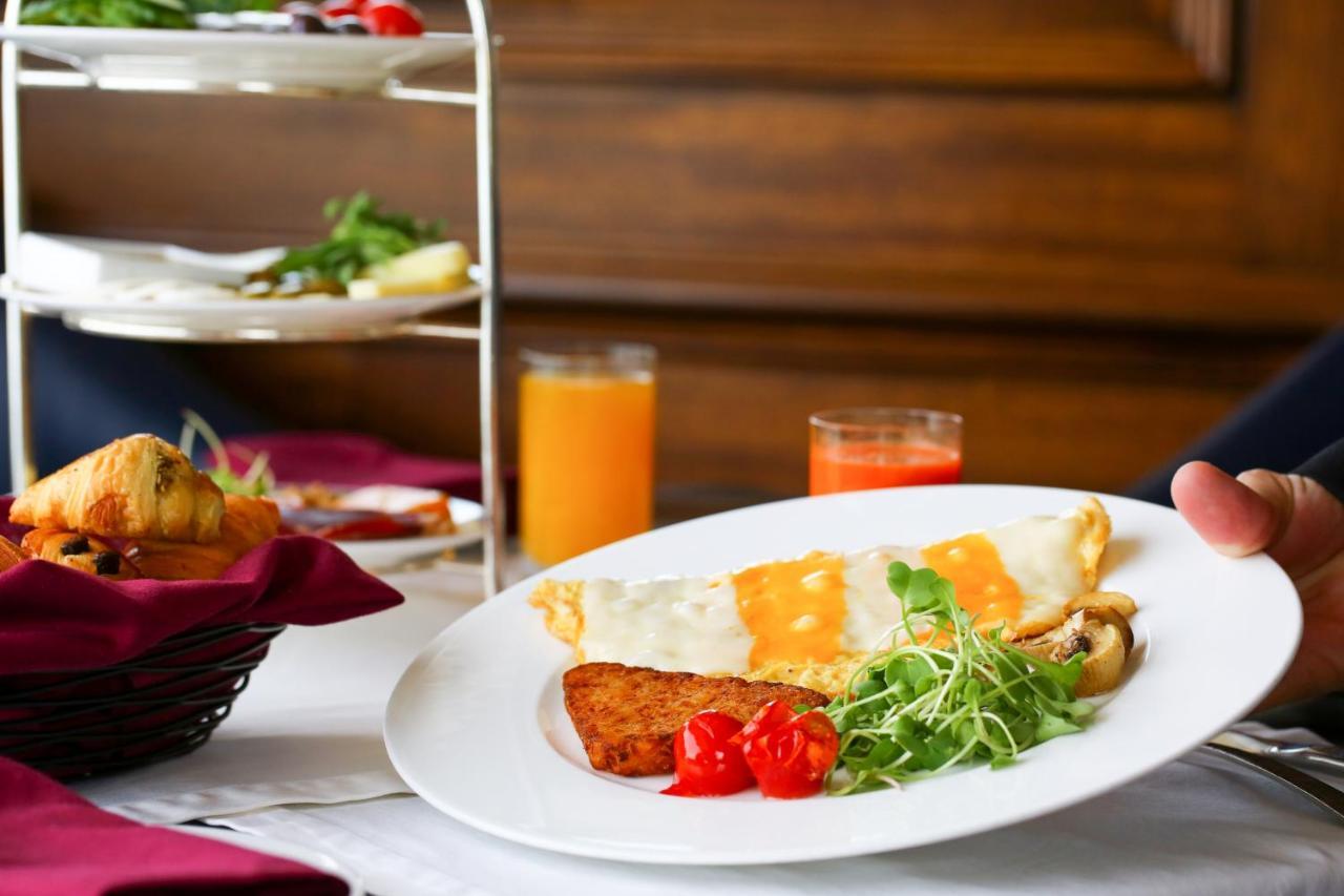 Intercontinental Le Vendome Beirut Hotel Buitenkant foto